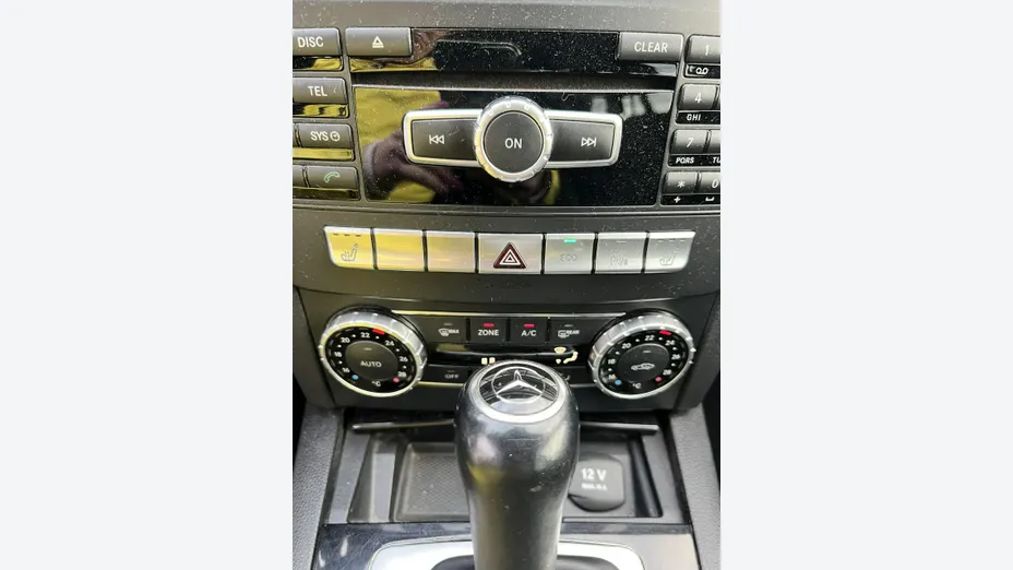 MERCEDES-BENZ C Klasa -