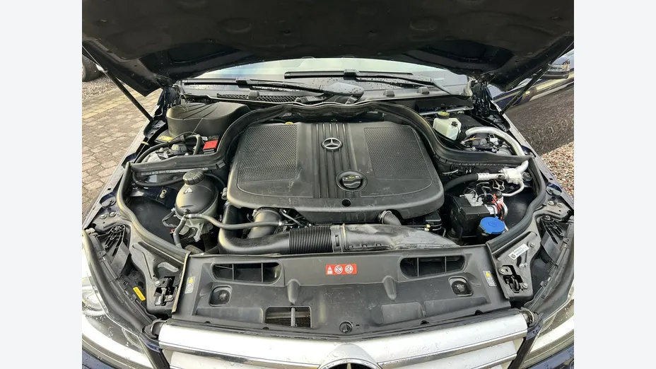 MERCEDES-BENZ C Klasa -