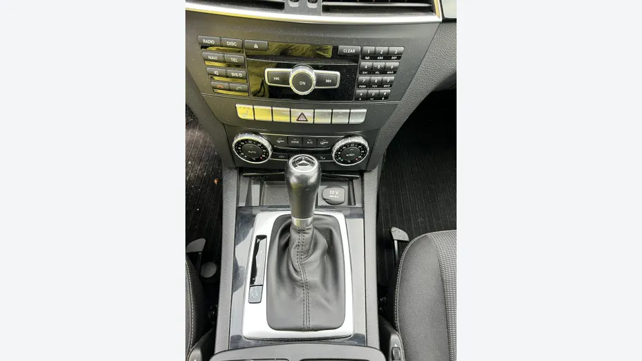 MERCEDES-BENZ C Klasa -