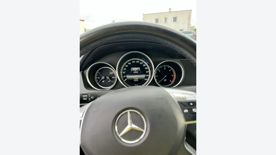 MERCEDES-BENZ C Klasa -