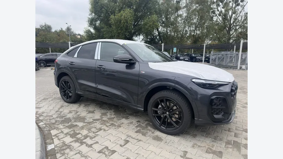 AUDI Q5 Sportback -