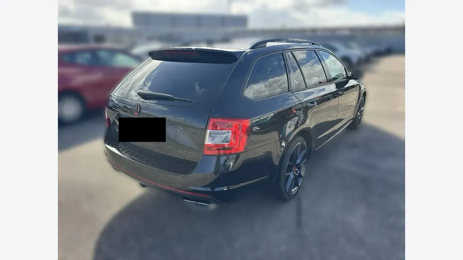 SKODA Octavia -