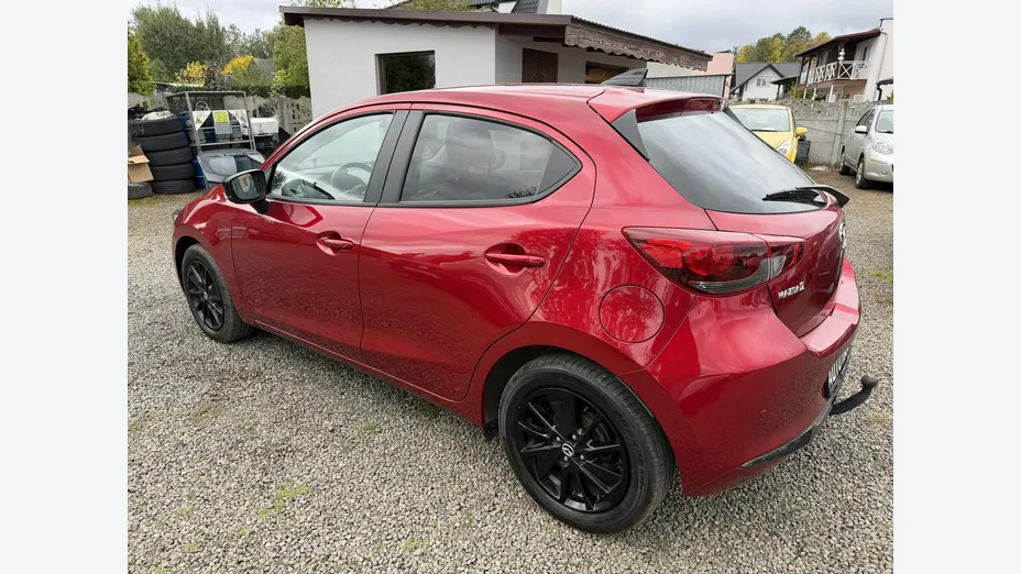 MAZDA 2 -