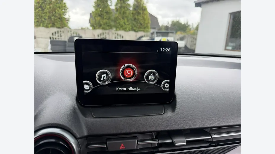 MAZDA 2 -