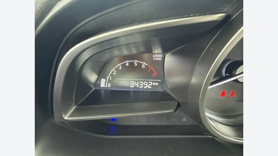 MAZDA 2 -
