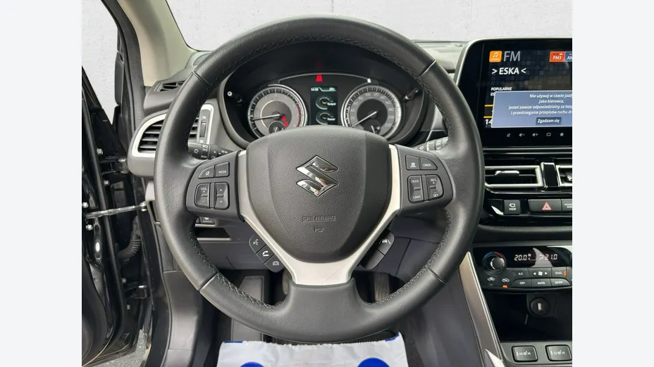SUZUKI S-Cross -