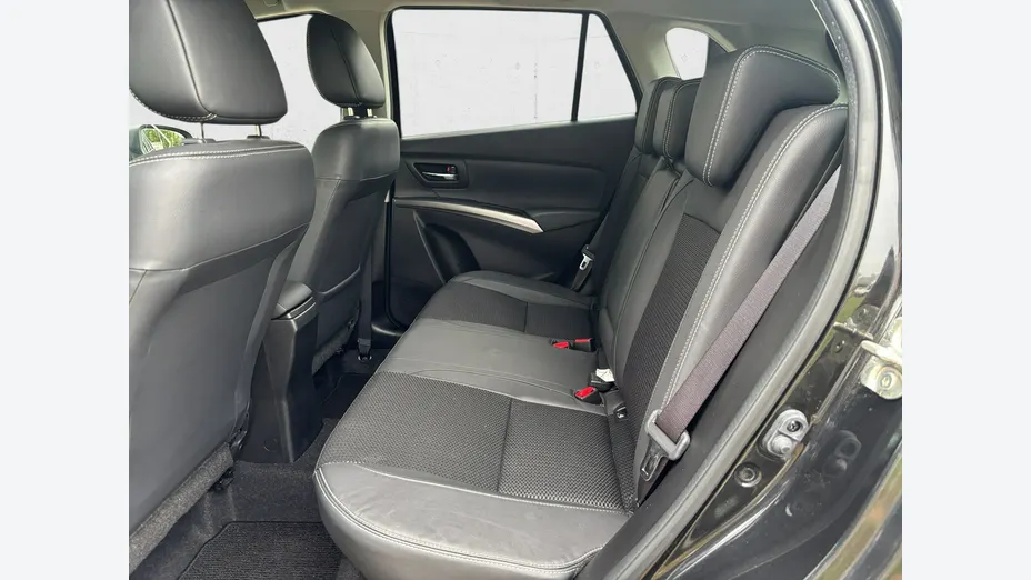 SUZUKI S-Cross -