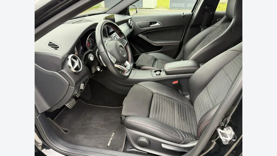 MERCEDES-BENZ GLA -