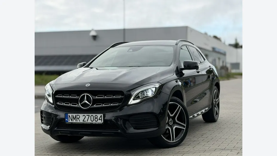 MERCEDES-BENZ GLA -