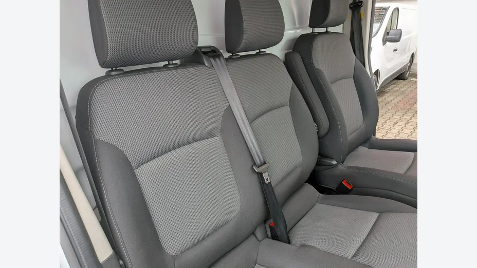 RENAULT Trafic -