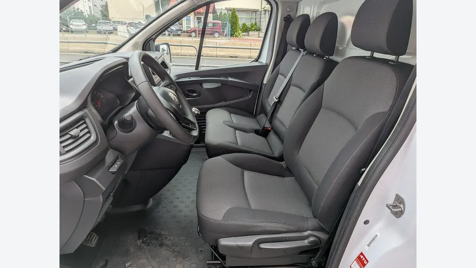 RENAULT Trafic -