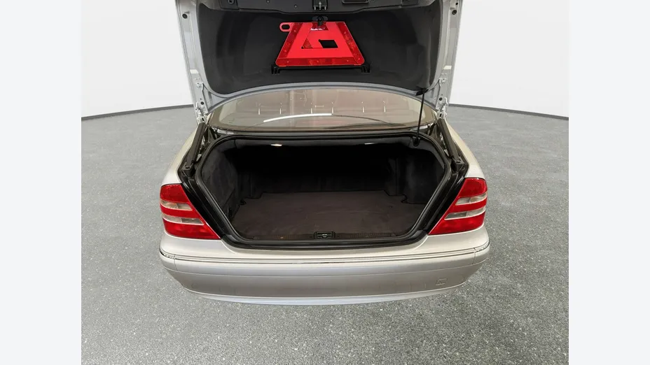 MERCEDES-BENZ S Klasa -