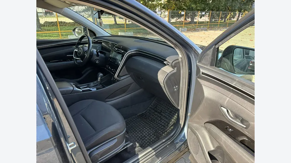 HYUNDAI Tucson -