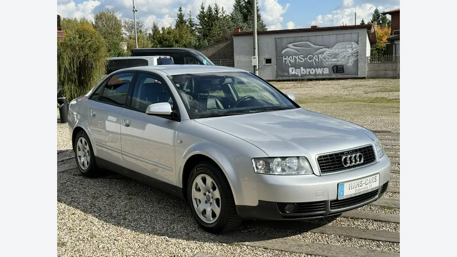 AUDI A4 -