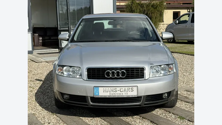 AUDI A4 -