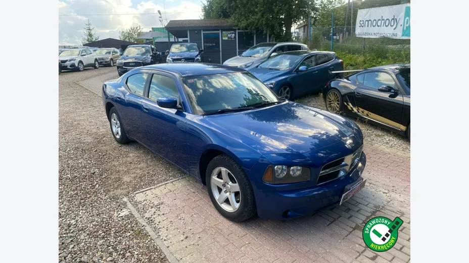 DODGE Charger -