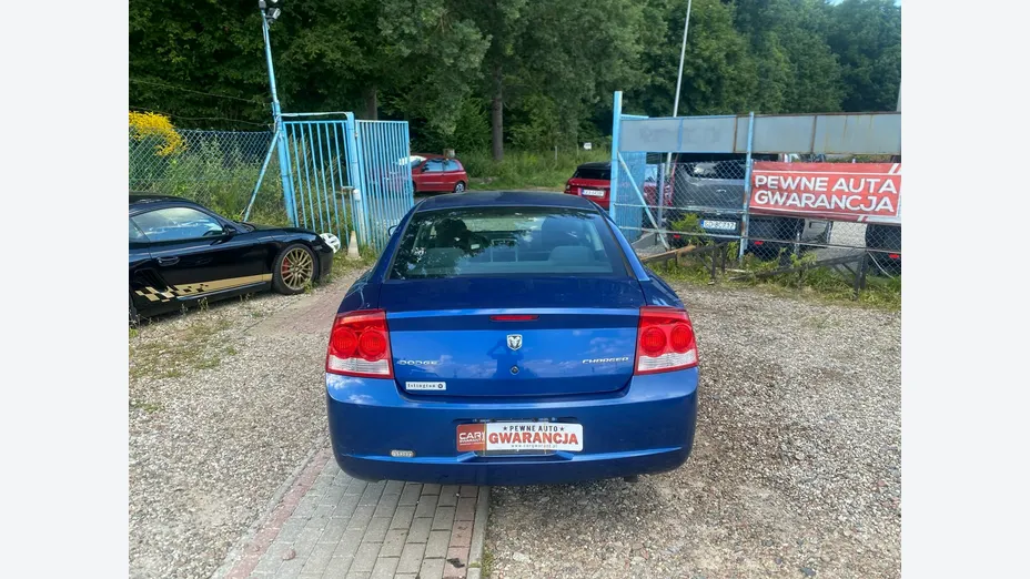DODGE Charger -