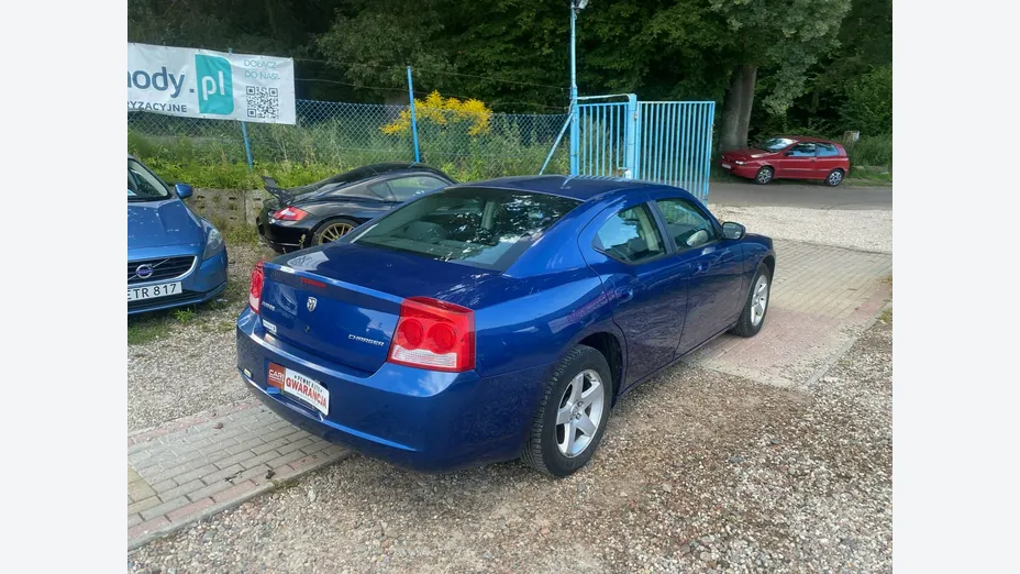 DODGE Charger -