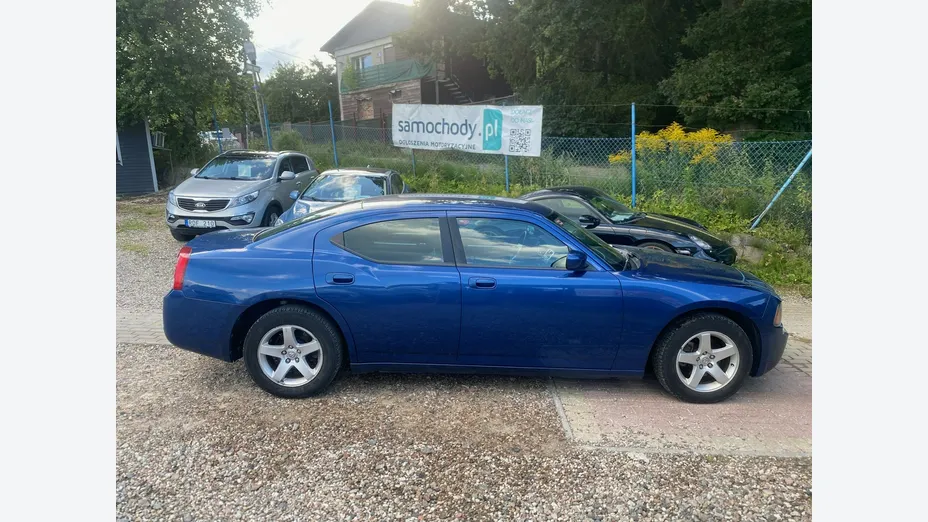 DODGE Charger -