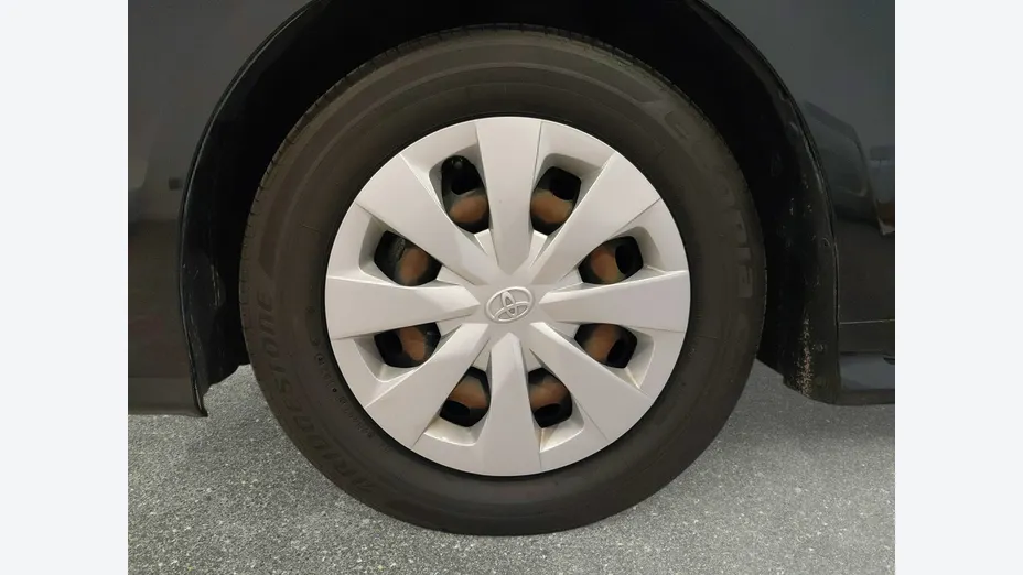TOYOTA Corolla -