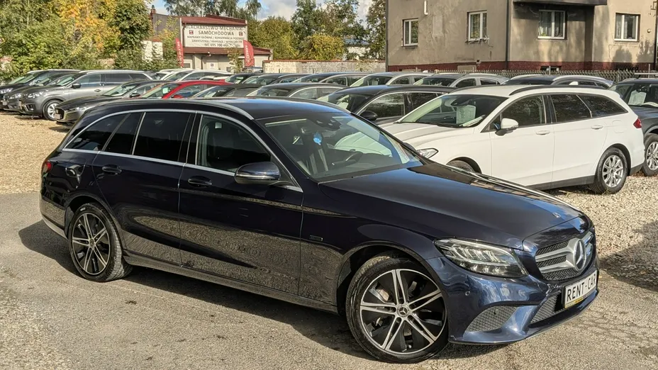 MERCEDES-BENZ C Klasa -