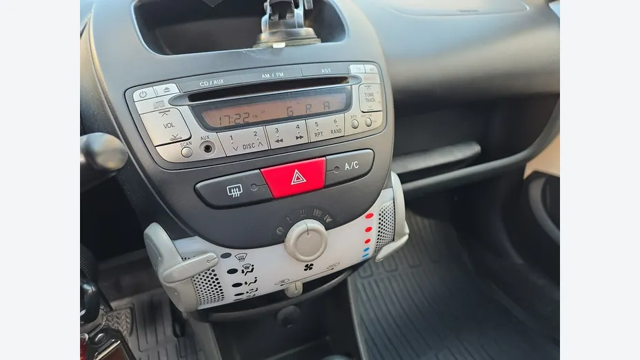 TOYOTA Aygo -