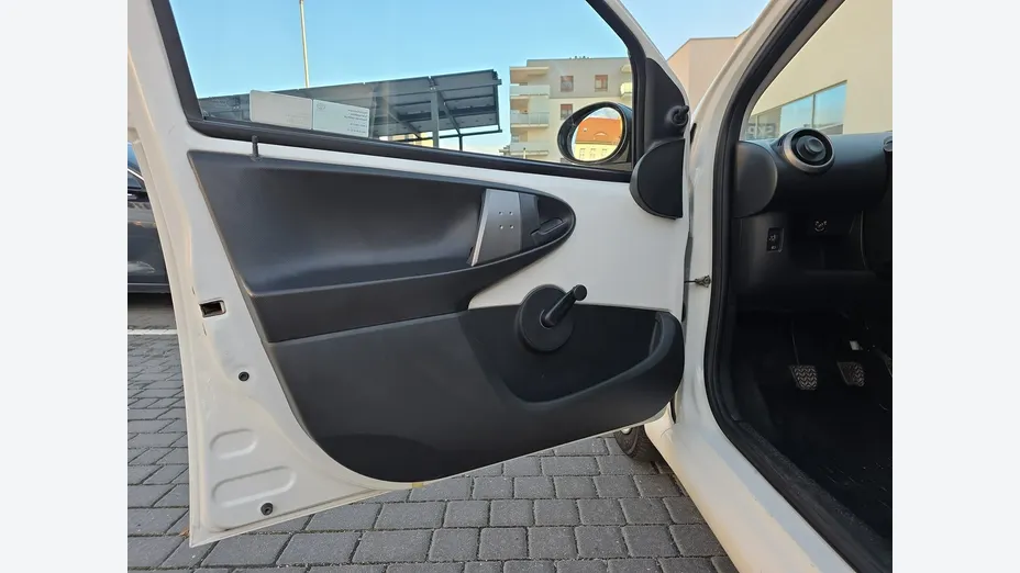 TOYOTA Aygo -