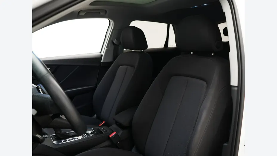 AUDI Q2 -