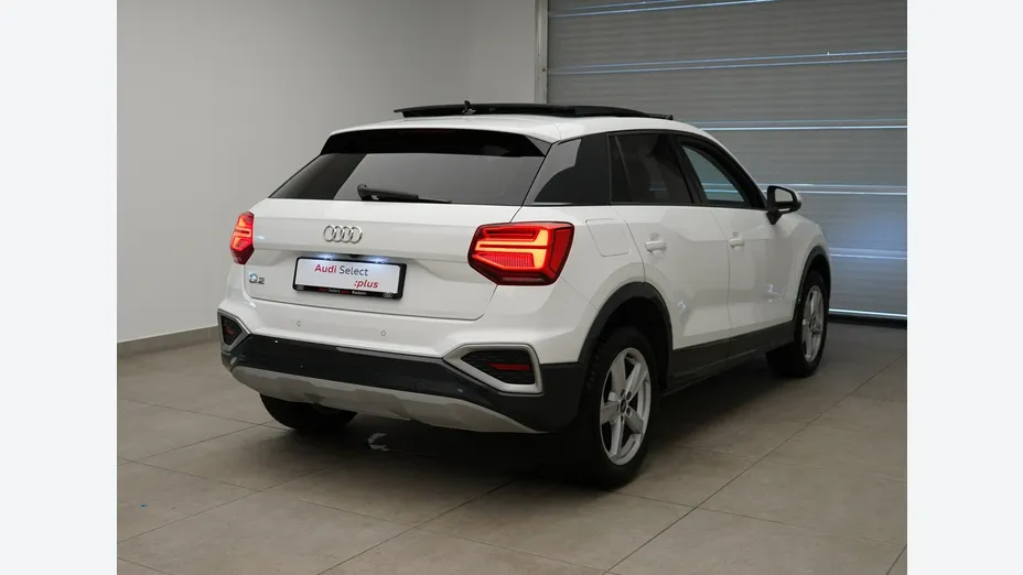 AUDI Q2 -