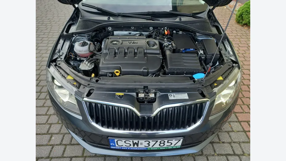 SKODA Octavia -