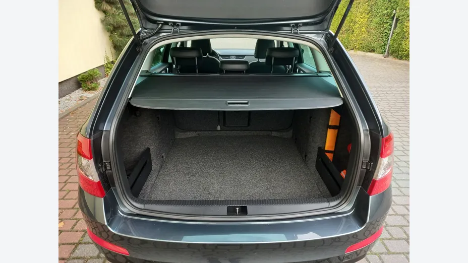 SKODA Octavia -