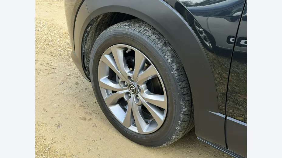 MAZDA CX-30 -