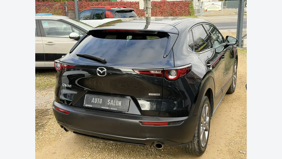 MAZDA CX-30 -