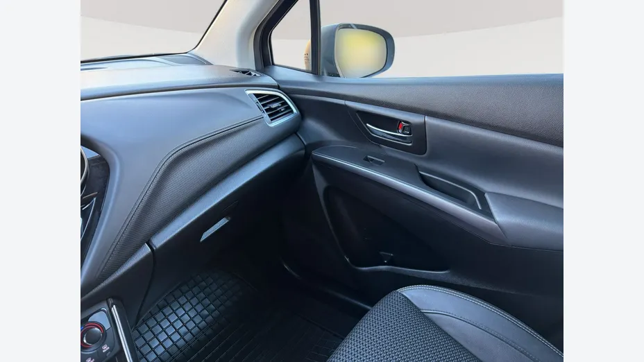 SUZUKI S-Cross -