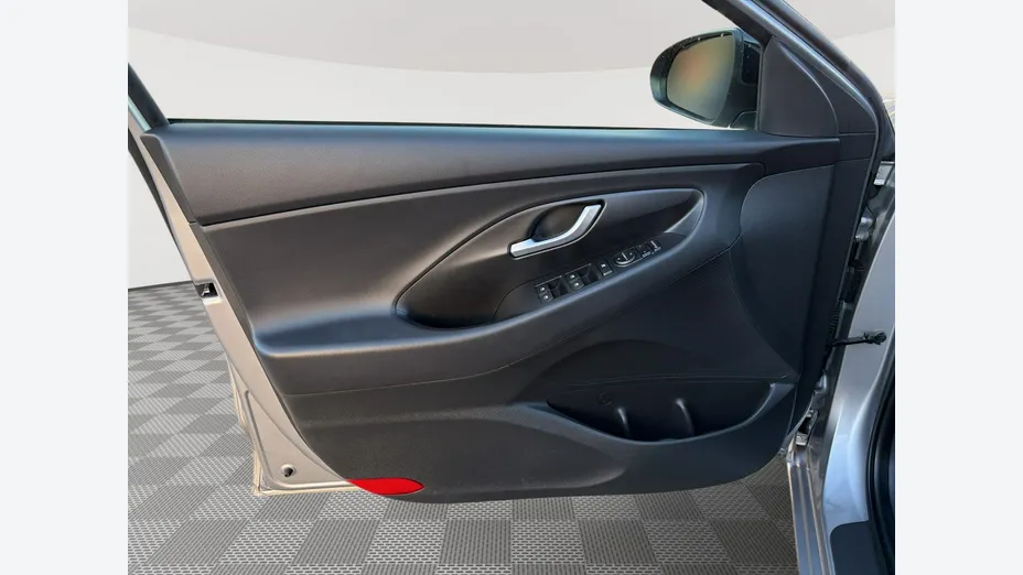 HYUNDAI i30 -