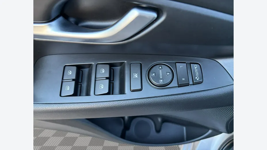 HYUNDAI i30 -
