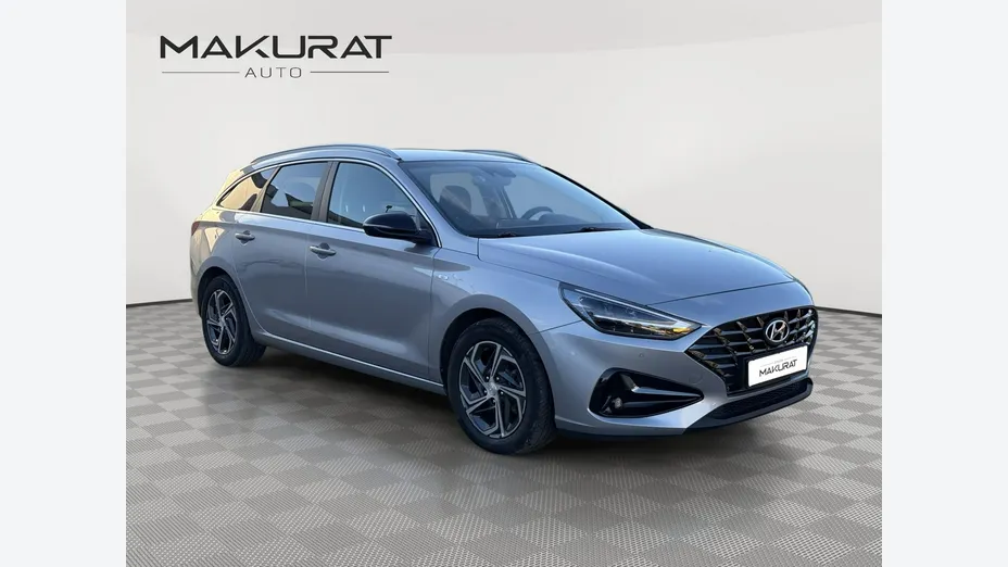 HYUNDAI i30 -