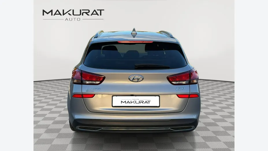 HYUNDAI i30 -