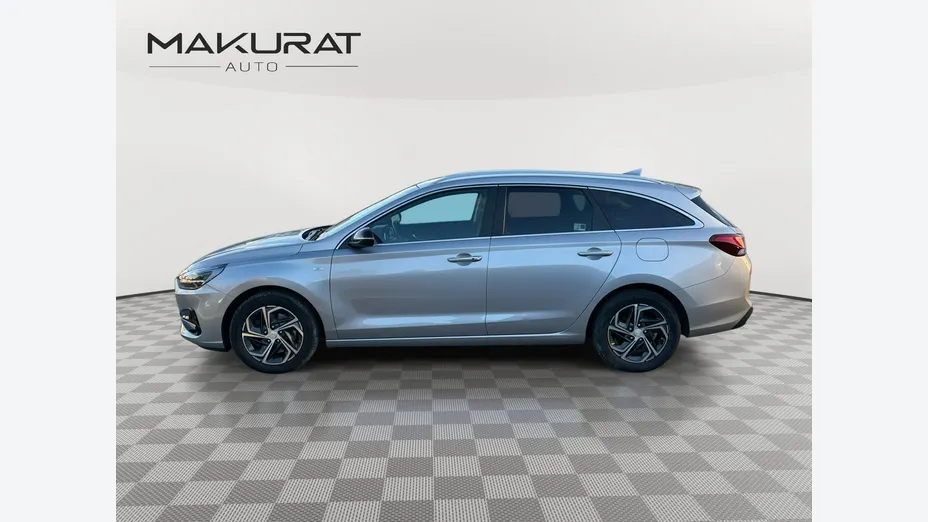 HYUNDAI i30 -