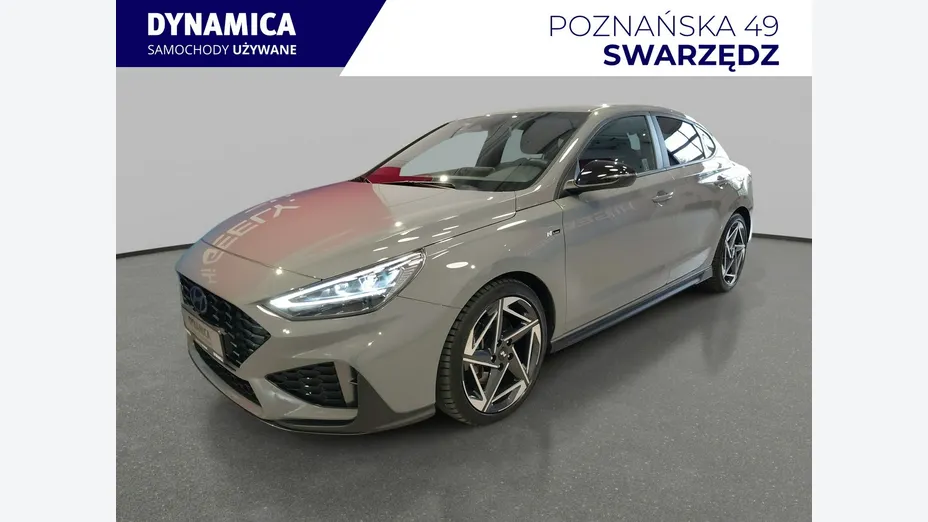 HYUNDAI i30 -