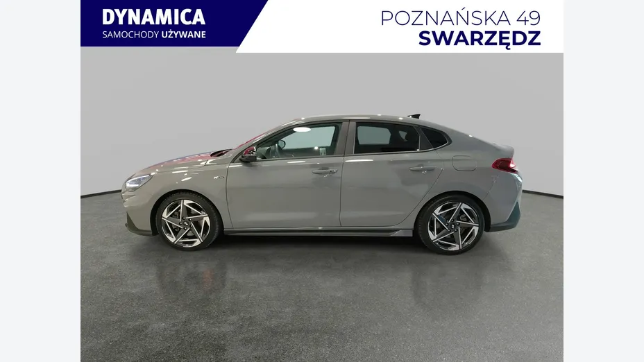 HYUNDAI i30 -