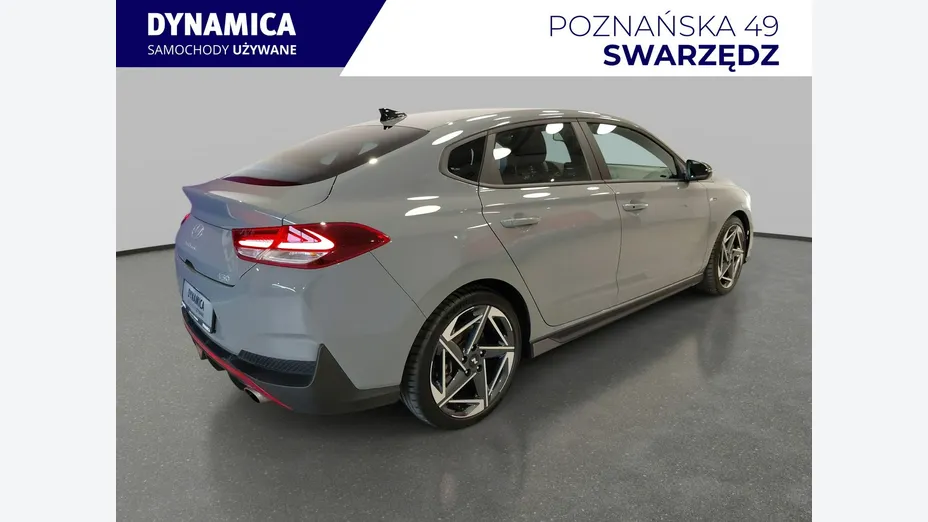 HYUNDAI i30 -