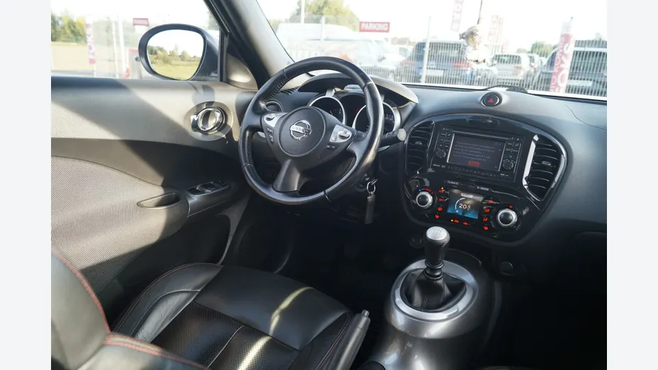 NISSAN Juke -