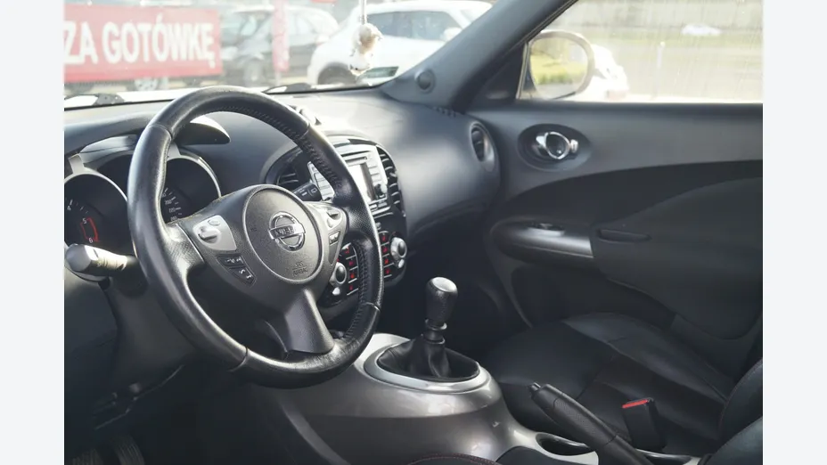 NISSAN Juke -