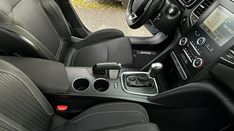RENAULT Megane -