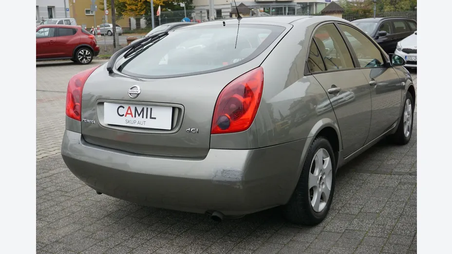NISSAN Primera -