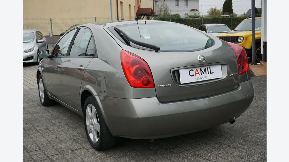 NISSAN Primera -