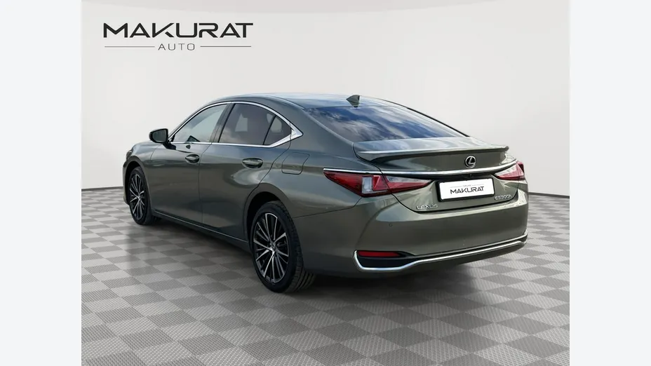 LEXUS ES -