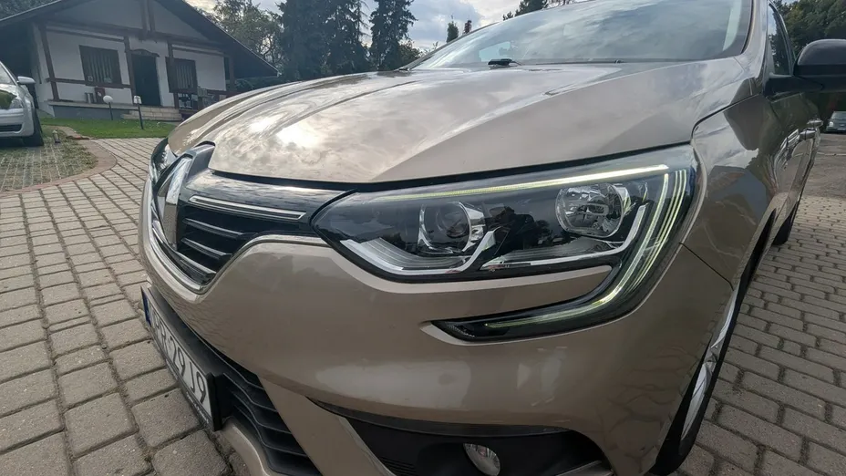 RENAULT Megane -
