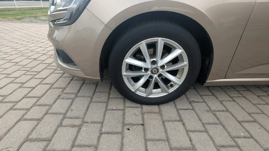 RENAULT Megane -